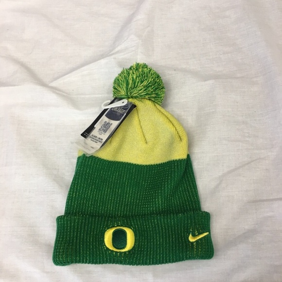 nike duckbill hat